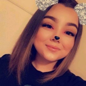 Meet your Posher, Kaylee